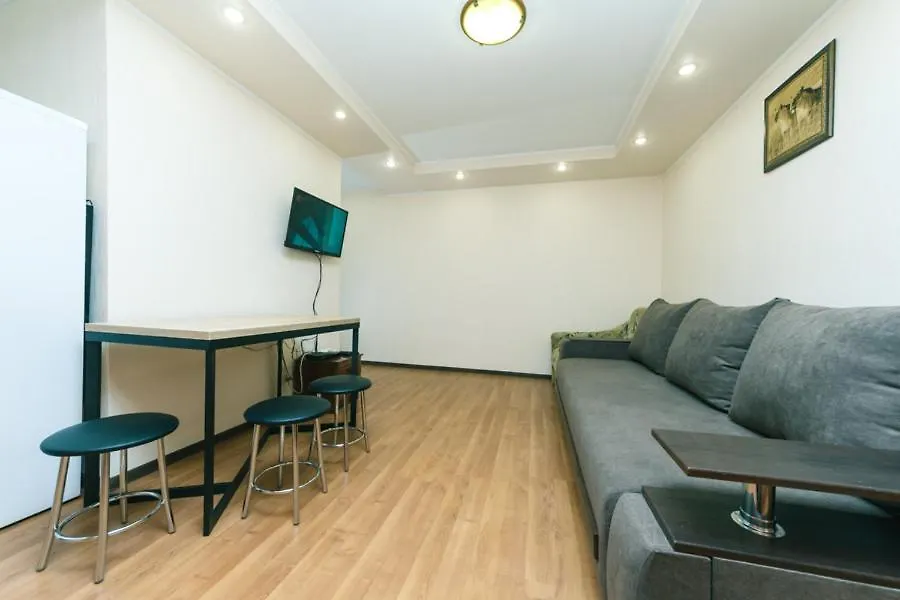 Рядом Дет.Больница Охматдет Apartment Kiew